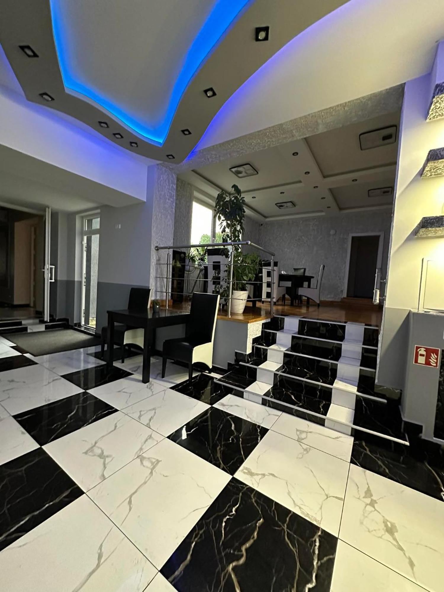 Hotel Deutscher Hof Schleswig Bagian luar foto